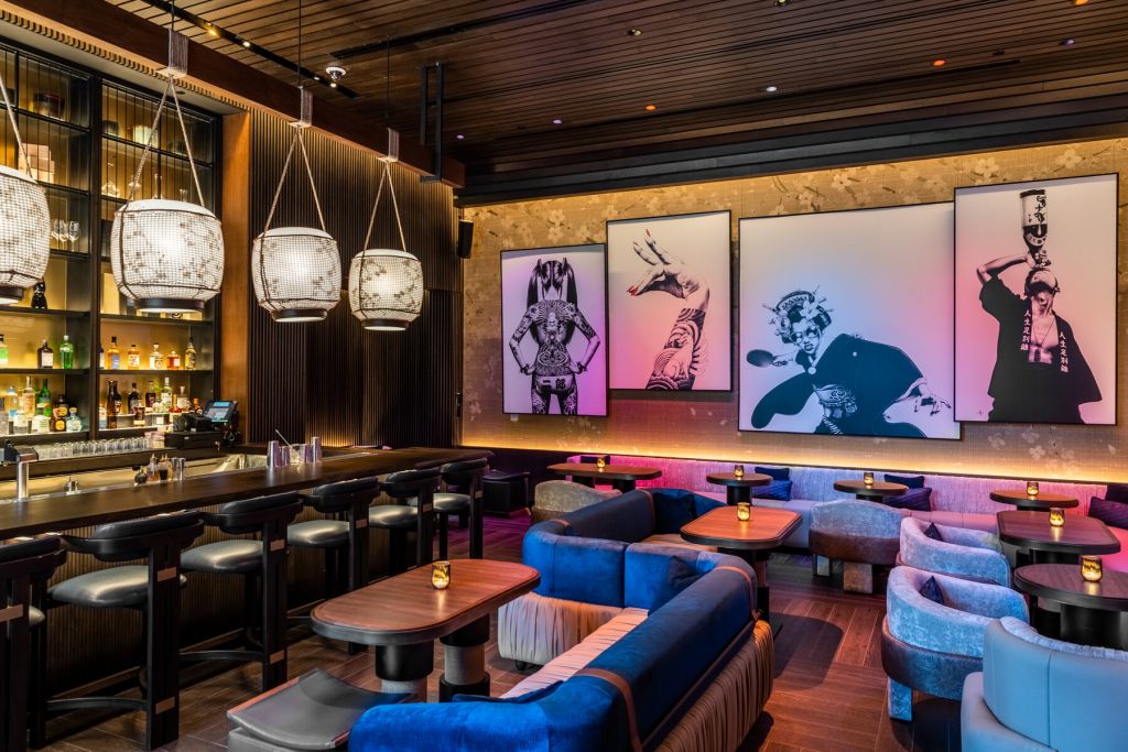 WAKUDA Las Vegas cocktail lounge and art