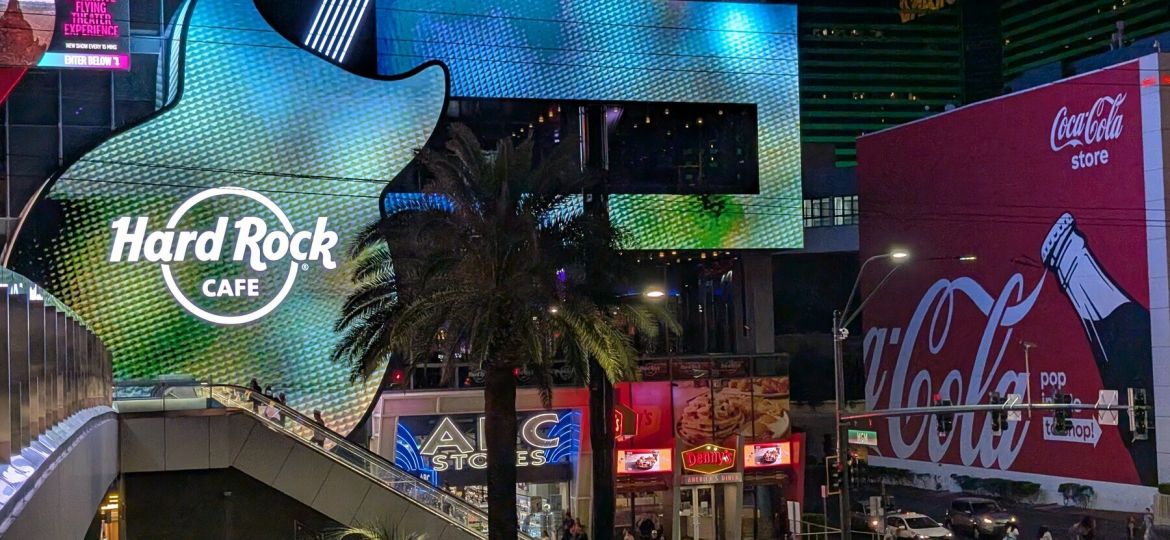 Hard Rock Cafe Las Vegas guitar facade